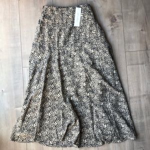 White floral print midi skirt